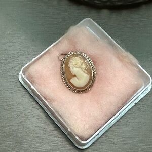 Antique Silver Shell Cameo